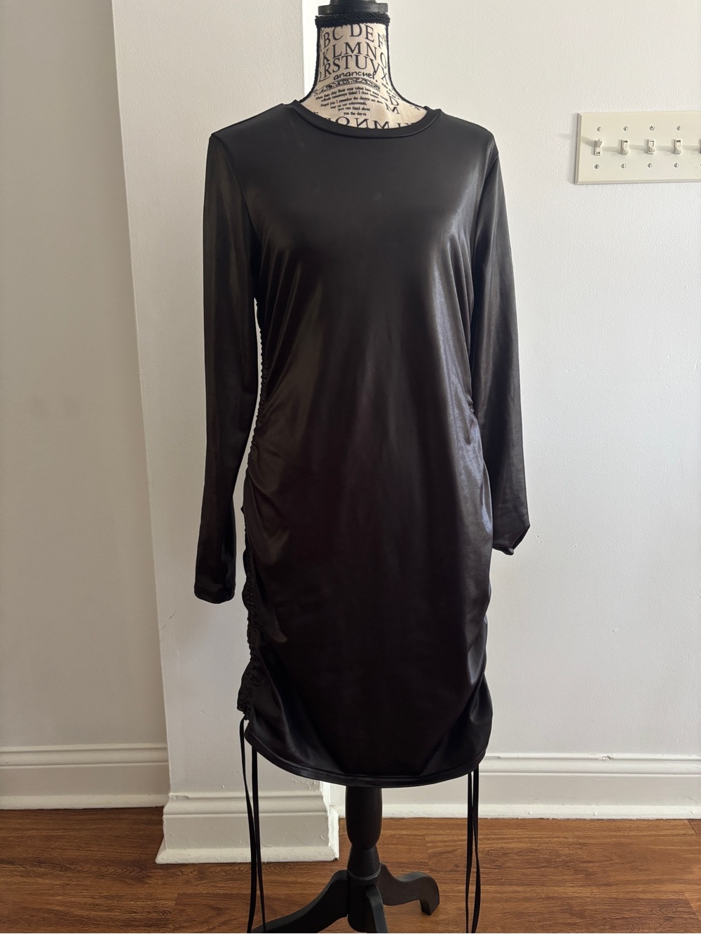Ramisu Black Long-Sleeve Side Drawstring Dress